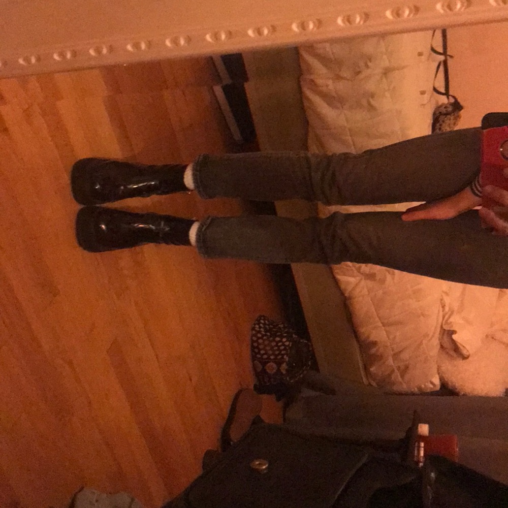 Levi’s - Picture 4 of 5